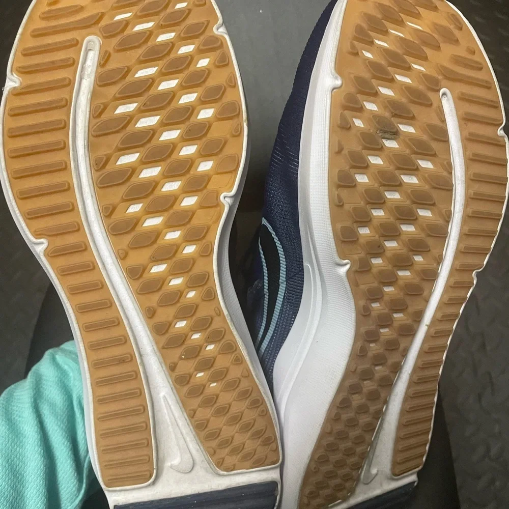 Men's Navy Blue Athletic Shoes